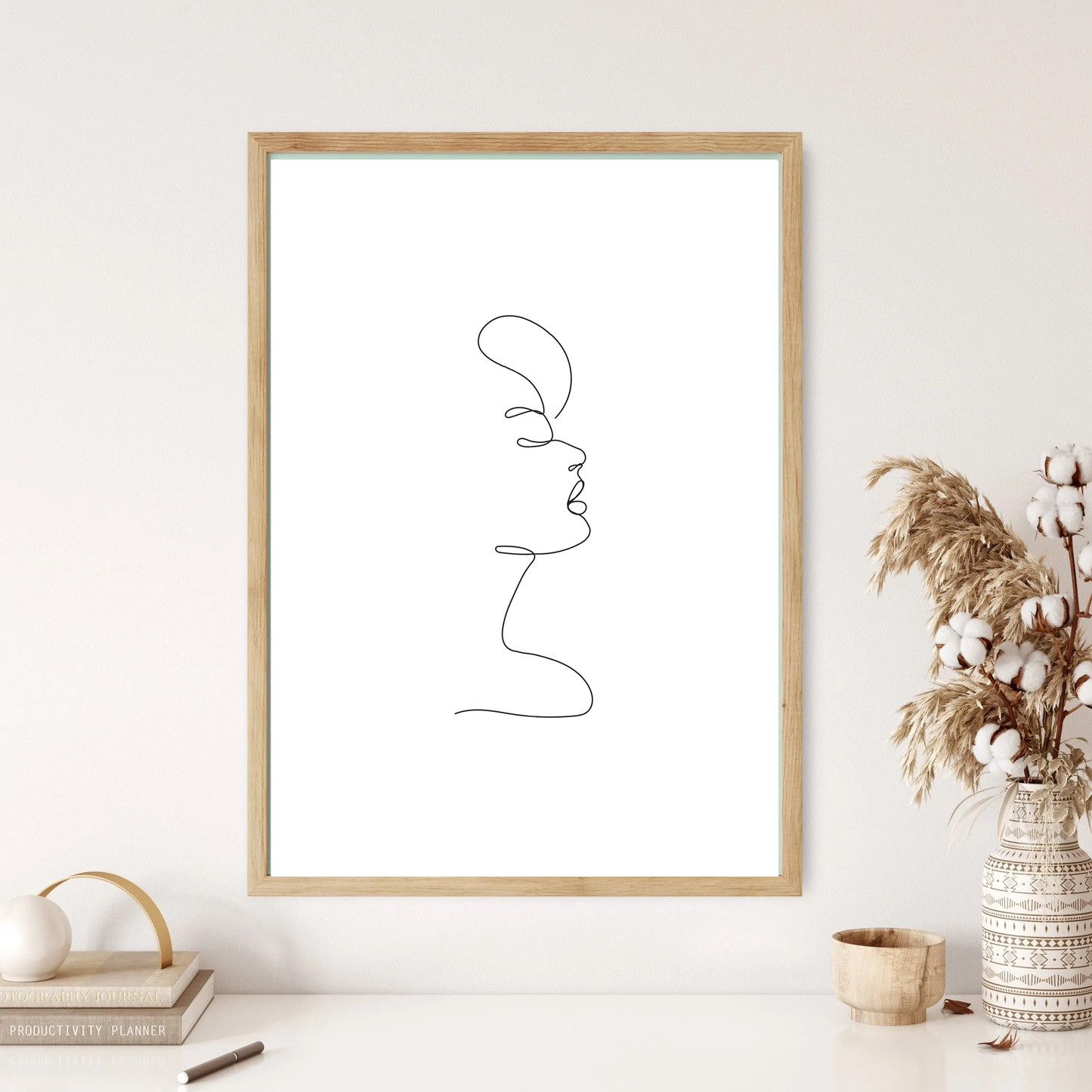 Simple Outline Femininity Line Art Wall Print (5 Colours)